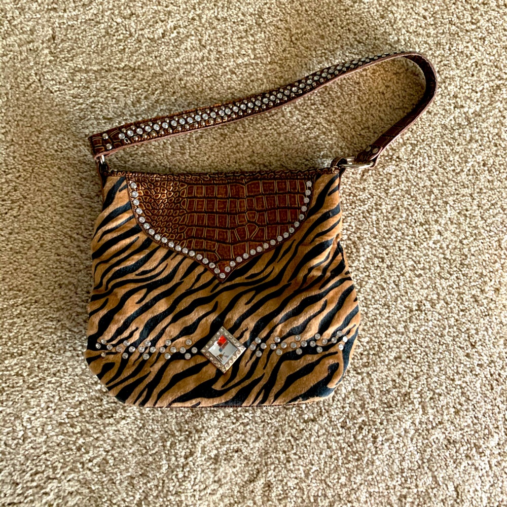 Unbranded purse